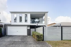 Image of Markeish Retreat Inverloch