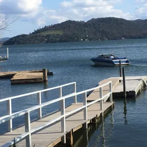 Image of Oak Cove Cabin-3bd\/2ba