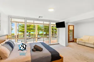 Image of Luxury Ocean Front 3BR Home in Central Victor