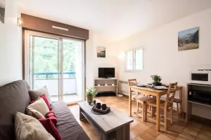 Image of Appartement 5 pers à Saint-Lary avec WiFi - FR-1-296-460