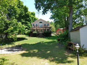 Image of Claytor Lake Waterfront on Beach Drive [4th night free thru March 2025]