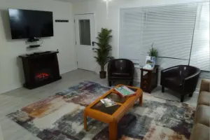 Image of Trendy! Pro Cleaned, Self Check In - Sleeps 10