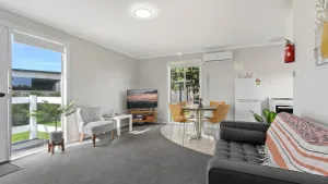 Image of The Beaches on Lakes Cottage