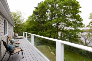 Image of Pond Lily - Recently Remodeled Waterfront 3 Bedroom