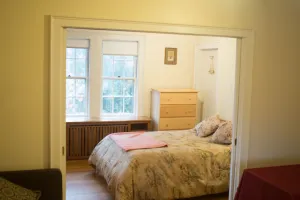 Image of Near scenic Fresh Pond, Charles river, shops,  Harvard Sq access , Free parking
