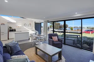 Image of On the lake at Penguin Mews: Ground floor pet friendly