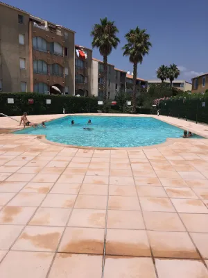 Image of Apart. contemporary renovated with swimming pool 150 m from the sea, facing the Iles d'Or