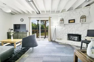 Image of Luxe Lakefront Getaway in Heart of City! (CDC Safe)