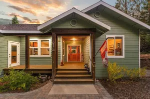 Image of Bearadise Lodge - Mount Shasta