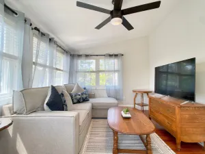 Image of Clean & Cozy 2Bed by the Beach & Newport