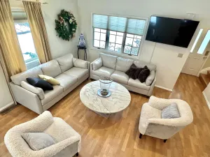 Image of Comfortable Entire House for rent 4 bed 3 baths