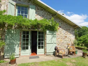 Image of Charming Cottage in Ladignac-le-Long with Garden