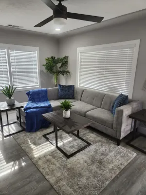 Image of DT lodi 2 bedroom cottage with tranquil backyard