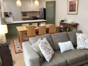 Image of Andrea's White House: Retreat with country charm to relax, rejuvenate  & connect