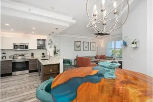 Image of Amazing 3 bed 2 bath, resort style condo