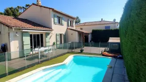Image of Large Villa for 10 people in a sought-after area of Marseille