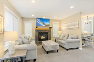Image of 3 Parkside Homes * 9 Bedrooms * Hot Tubs * Groups! * BBQ * City Park