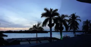 Image of Escape to Kokomo Bay,  Escape to Paradise