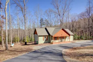 Image of Quiet Cabin Mountain Retreat UC STR #021754