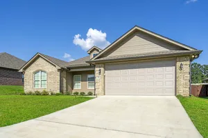 Image of 4 bedroom 2 bath Sleeps 8