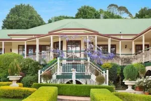 Image of Grand Queenslander for Large Groups 5 mins to Maleny and Montville