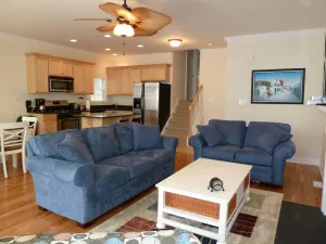 Image of GOLD COAST.BEAUTIFUL HOME.ASBURY AVE.2 BLOCKS TO BEACH.3 BR.2.5 BA.WIFI