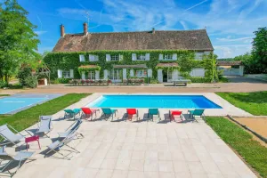 Image of Crazy Villa Etisseaux 45 - Heated pool - Volley court - 1h30 Paris - 45p