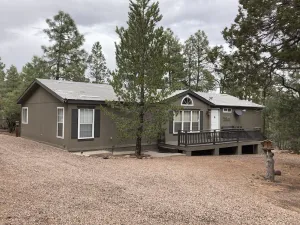 Image of Private cabin amongst the Pines & Wildlife, close to lakes and town amenities