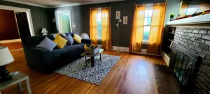Image of Comfortable 3 bedroom home with private parking!