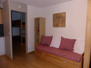 Image of APARTMENT RESORT-CENTRE-PIEDS DES PISTES - RES. LA ROCHE BLANCHE SLEEPS 5