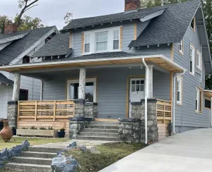 Image of Cozy Craftsman Close to Everything