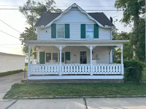 Image of Holiday House