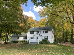 Image of Lovely spacious 6 BR home in St. Croix River valley