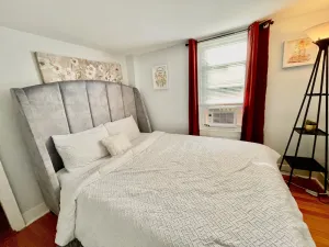Image of Beautiful & Cozy 2 BR\/ 2Beds\/ Netflix\/Alexa\/Roku.