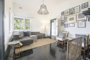 Image of Offers a beautiful space for a family getaway or a romantic holiday for two.