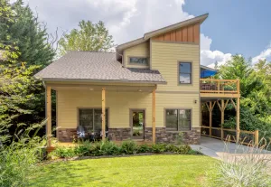 Image of Simply Divine in West Asheville