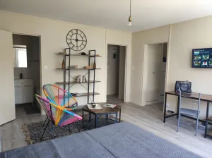 Image of Studio - meublé tourisme, trois étoiles - 34 M2 refait à neuf- Résidence