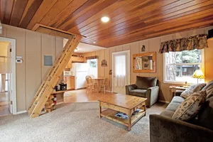 Image of Tahoe Park Cottage - Walk to Lake and Sunnyside