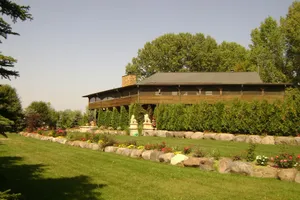 Image of Wisconsin lakefront vacation rental, pontoon boat pet friendly Lake House