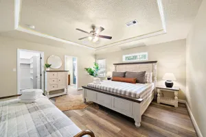 Image of Charming Lakefront Home with Spacious Yard & Porch