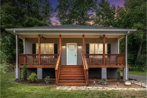 Image of Shore Cottage Getaway - Water access