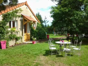 Image of Renovated Cottage with Shared Pool, Bikes & Games in Moulins