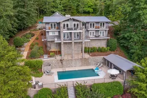 Image of Expansive Retreat with Heated Pool & Gorgeous Views