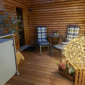 Image of OK vacation apartment with separate entrance and covered terrace