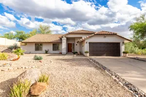 Image of NEW Stunning Fountain Hills Home - 3BED\/2BA (Sleeps 8 + Foosball Table!)