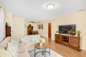 Image of Cozy place in quaint, fun city