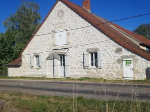Image of Maison de plain-pied confortable avec jardin à Rongères - FR-1-489-381