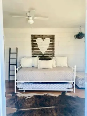 Image of Quaint Bungalow \"B\" by Cahaba Brewery in Avondale