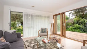 Image of Tasman Serenity in Somers Walk to the beach