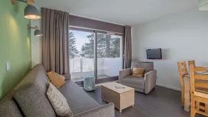 Image of 200m from resort center, fitness, swimming pool, sauna, balcony, tv, ski locker, 32-35m², Flaine